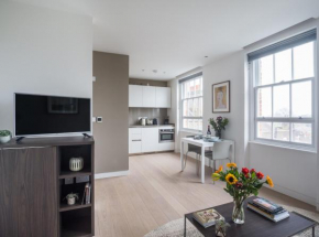 Mirabilis Apartments, Wells Court